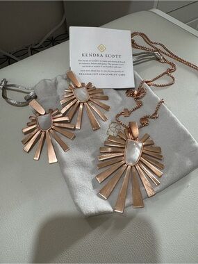 Kendra Scott Rose Gold Sunburst Pendant & Earrings with Mother-of-Pearl